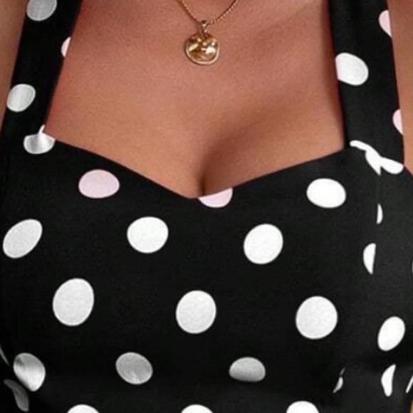 Polka Dot Shirred Stretchy Back Halter Mini Dress - Picture 4 of 7